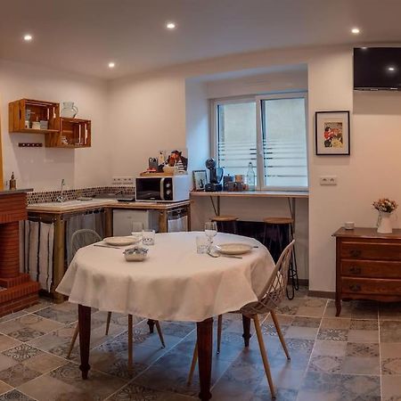 Studio Le Chat'Oh! Combourg Bagian luar foto
