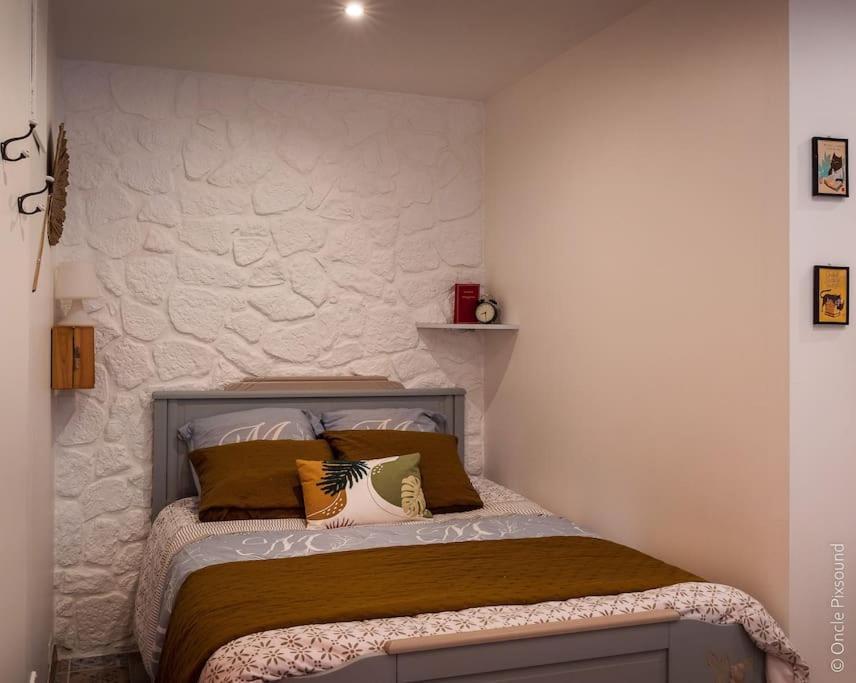 Studio Le Chat'Oh! Combourg Bagian luar foto